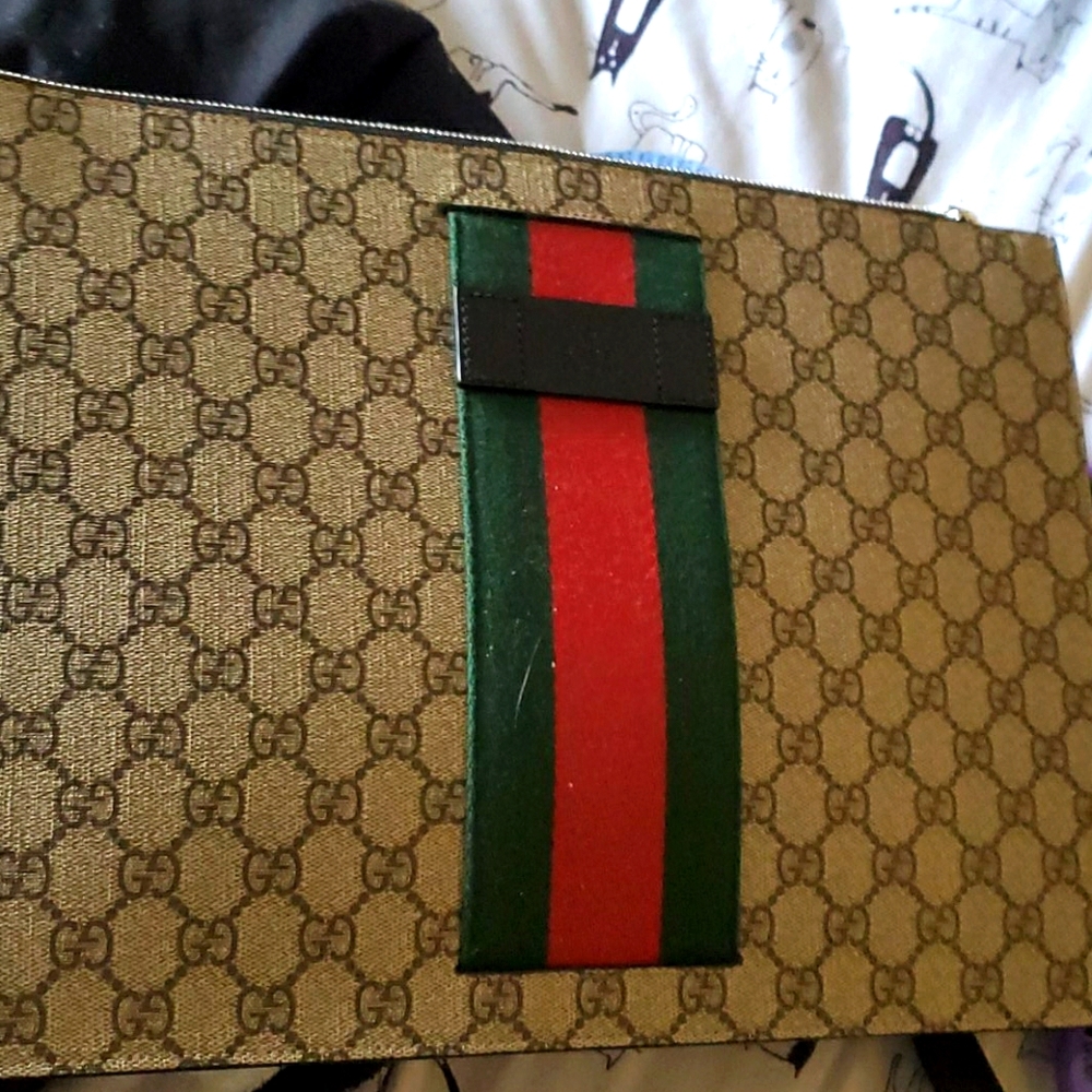 (BARELY USED) Gucci Large Messenger Bag